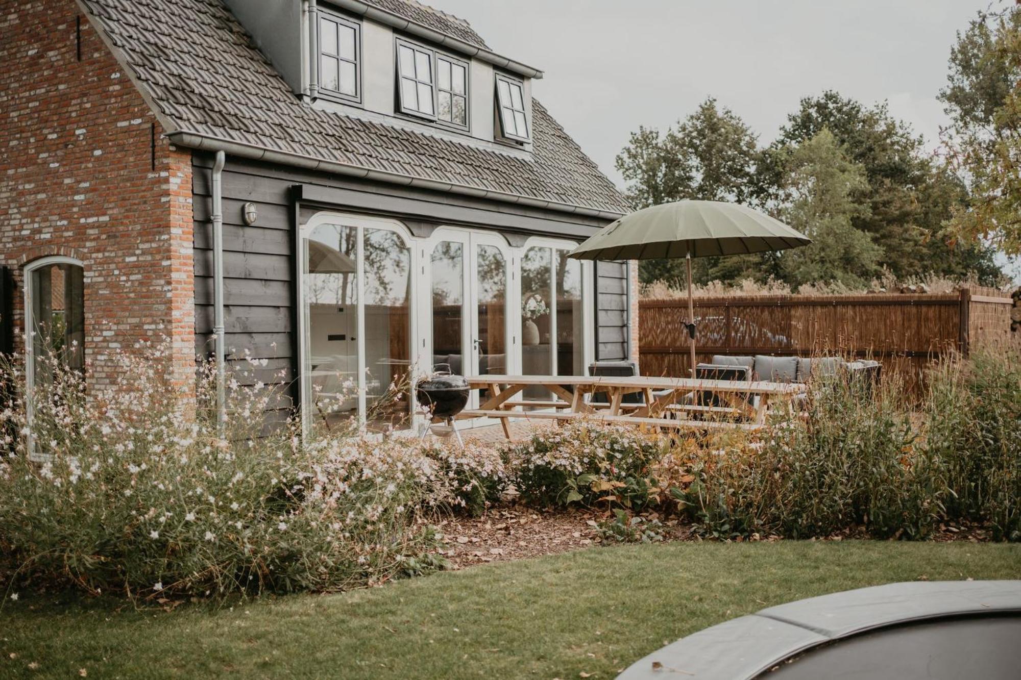 Nieuw Landelijk Vakantiehuis Aan Zee Oostkapelle Extérieur photo